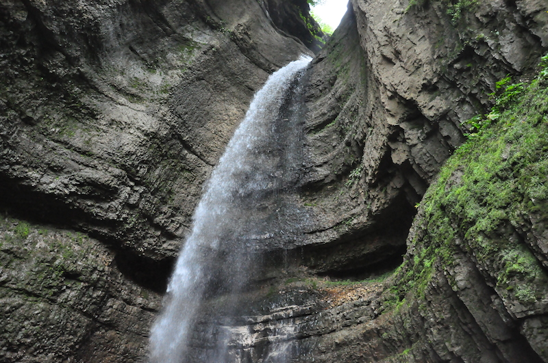 1. Чегемские водопады